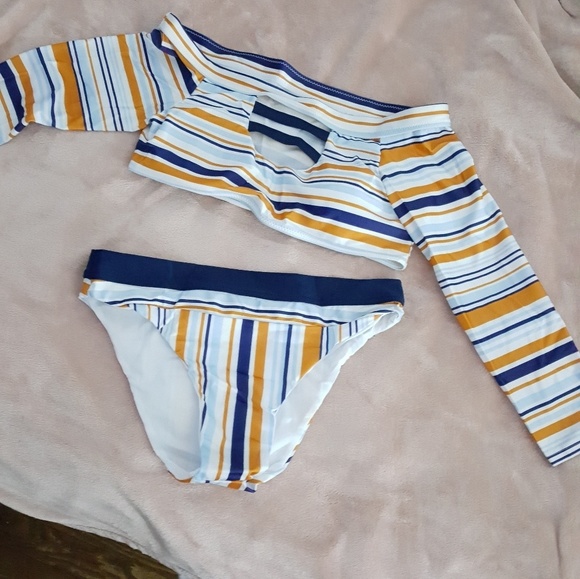 💗🔥HOST PICK🔥💗Sexy two piece bathing suit - Picture 3 of 11